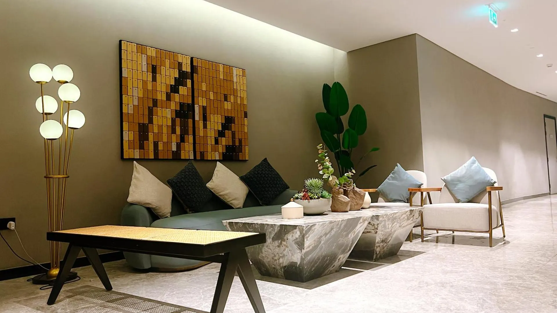 Brand New Luxury 2-Bedroom Apartment With Sofa-Bed Dubai