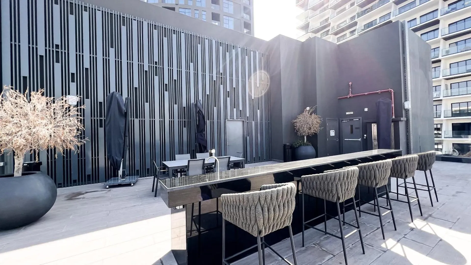 Brand New Luxury 2-Bedroom Apartment With Sofa-Bed Dubai